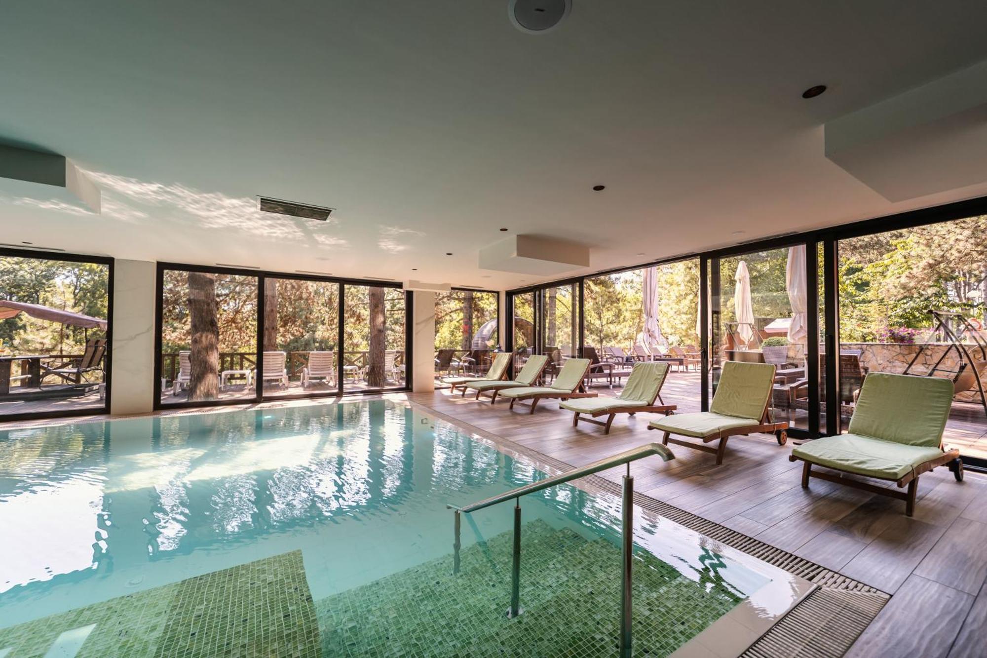 Hotel Borkovac Рума Экстерьер фото