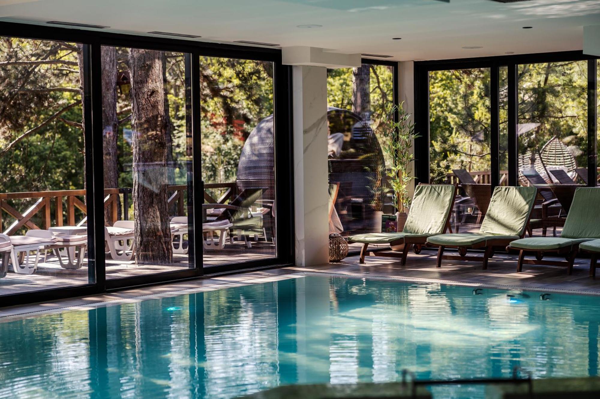 Hotel Borkovac Рума Экстерьер фото